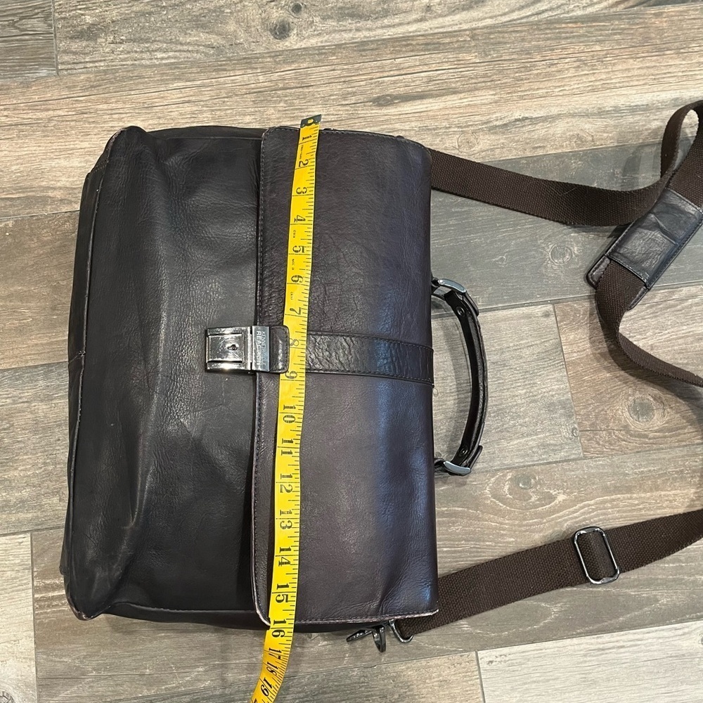 Kenneth Cole Reaction Leather Messenger Bag Briefcase Dark Brown Laptop - Picture 4 of 10